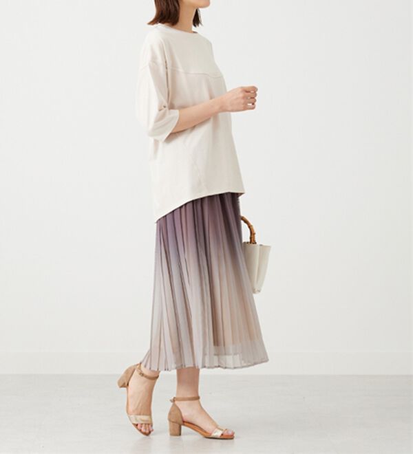 BELLUNA（ベルーナ）の「ヒンヤリ冷感！切替デザインプルオーバー（カットソー）」｜詳細画像