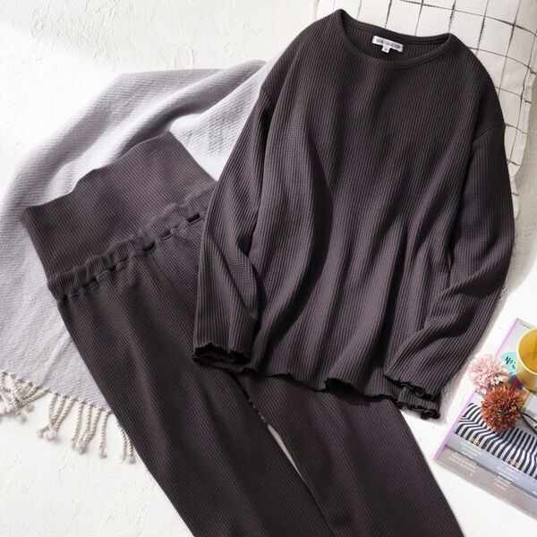 YU'NOW（ユナウ）の「【ハラマキ付】ワッフルプルオーバー＆パンツセット（パジャマ・ルームウェア）」｜詳細画像