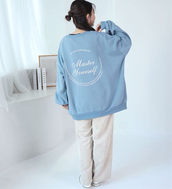 A HAPPY MARILYN（アハッピーマリリン）の「【Ｌ～８Ｌ】【ハピぽか裏起毛】２デザインから選べるロゴトレーナー 毛玉になりにくい（トレーナー・スウェット）」｜詳細画像