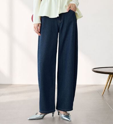 BELLUNA（ベルーナ）の「オシャレに見えるカーブデニムパンツ（ワイドパンツ・ガウチョ）」