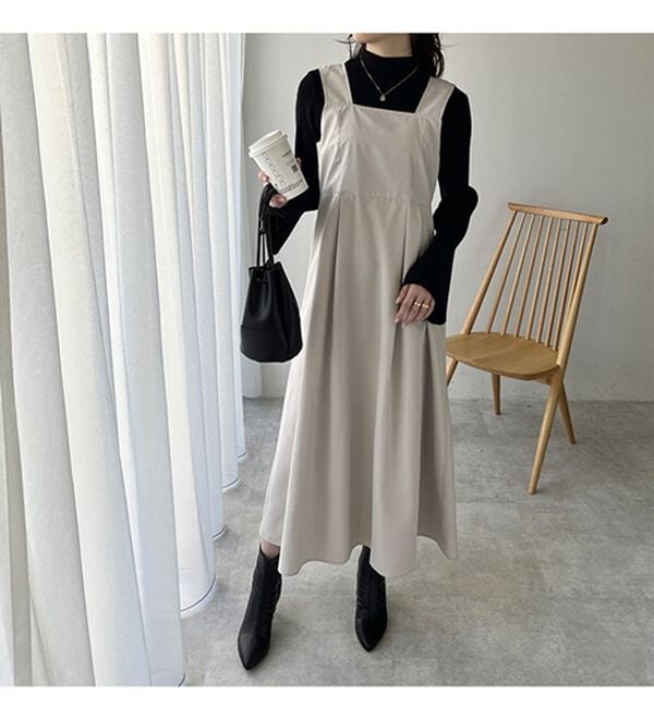 GeeRA（ジーラ）の「スクエアネックフレアージャンパースカート（ジャンパースカート）」｜詳細画像