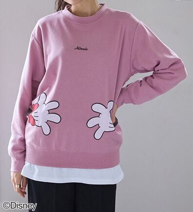BELLUNA（ベルーナ）の「＜Ｄｉｓｎｅｙ＞【ミッキー＆ミニー】抱き着きプリント裏起毛トレーナー（カットソー）」