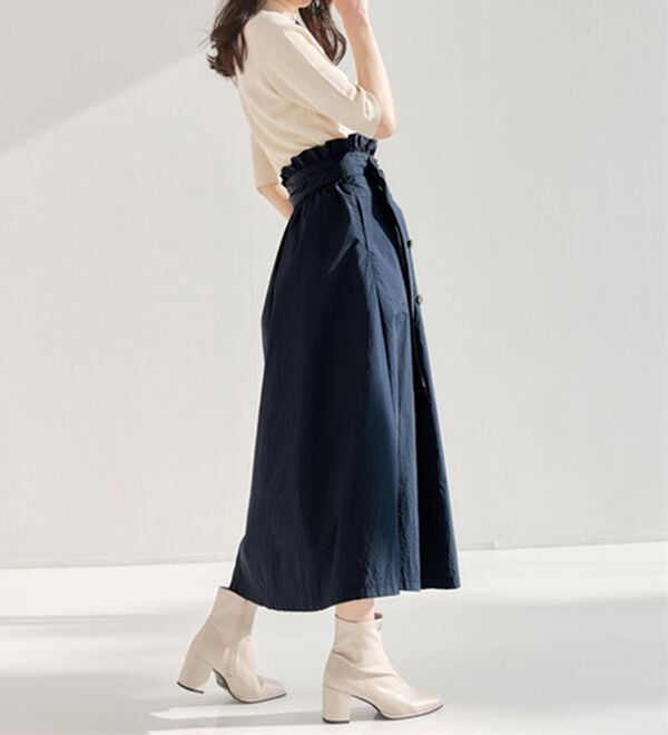 RANAN（ラナン）の「ナイロン素材トレンチフレアースカート（ロングスカート）」｜詳細画像