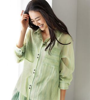 BELLUNA（ベルーナ）の「程よい透け感シアーストライププリントシャツ（シャツ）」｜詳細画像