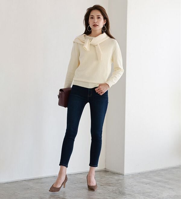 Pierrot（ピエロ）の「【Ｓ～３Ｌ】ネックが選べるプレミアムカシミヤタッチニット（ニット・セーター）」｜詳細画像