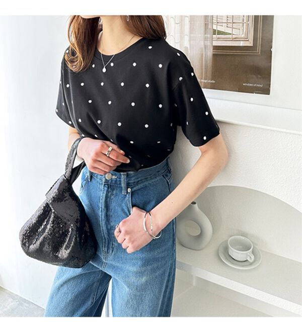 GeeRA（ジーラ）の「綿１００％ドット刺しゅうシルケットＴシャツ（Tシャツ）」｜詳細画像