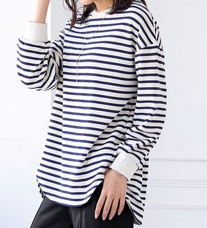 BELLUNA（ベルーナ）の「ふわふわ裏ファーゆったりプルオーバー（カットソー）」｜詳細画像