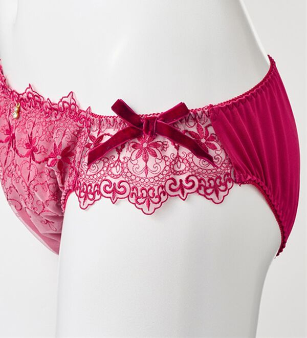 YU'NOW（ユナウ）の「まる胸メイクのちゅるんブラ＆ショーツ（ブラジャー＆ショーツセット）」｜詳細画像