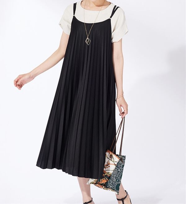 BELLUNA（ベルーナ）の「バックリボン使いプリーツキャミワンピース（その他ワンピース）」｜詳細画像