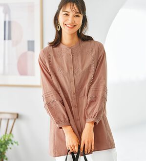 BELLUNA（ベルーナ）の「モチーフレースピンタック使いチュニック（チュニック）」｜詳細画像