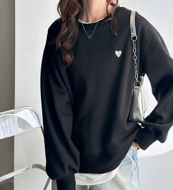 GeeRA（ジーラ）の「ロゴ＆ハート刺しゅう裏起毛スウェット（トレーナー・スウェット）」｜詳細画像