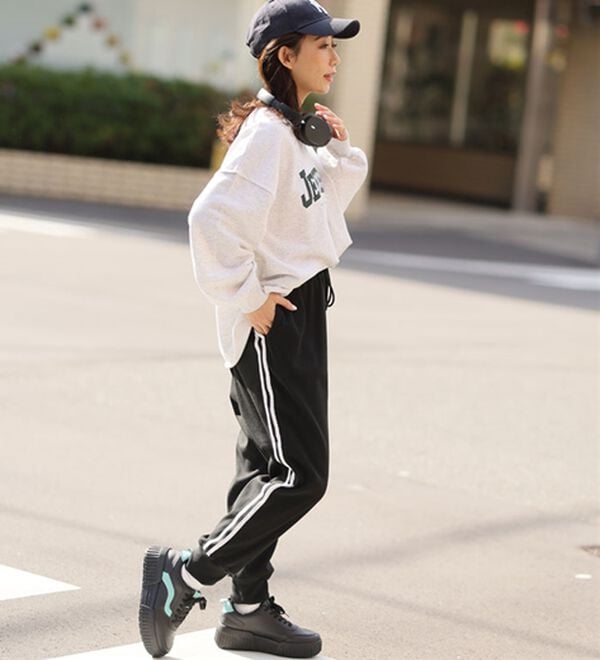 A HAPPY MARILYN（アハッピーマリリン）の「【Ｌ～６Ｌ】＜選べる２型＞ラインで着やせる楽ちん美脚なラインパンツ（フルレングスパンツ）」｜詳細画像