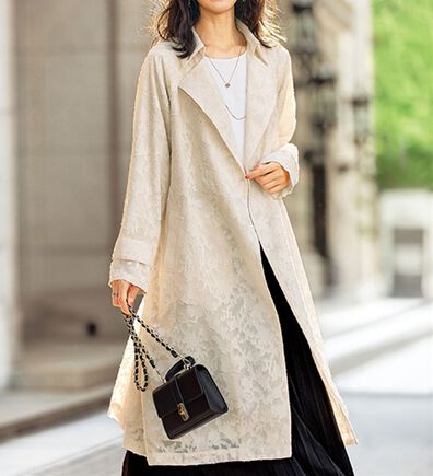 BELLUNA（ベルーナ）の「花柄カットジャカードトレンチコート（ロングコート）」