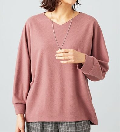 BELLUNA（ベルーナ）の「【2点セット】ネックレス付ジャカード素材プルオーバー（カットソー）」