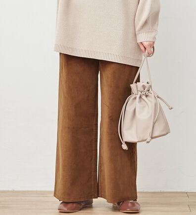 Viola e Viola（ヴィオラ エ ヴィオラ）の「ストレッチコーデュロイワイドパンツ（ワイドパンツ・ガウチョ）」