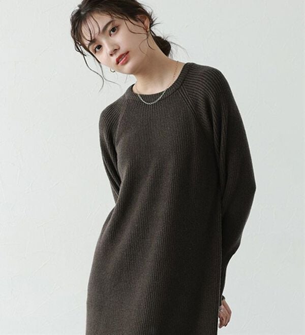 Pierrot（ピエロ）の「【Pierrot限定サイズ】パフスリーブロングニットワンピース（ニットワンピース）」｜詳細画像