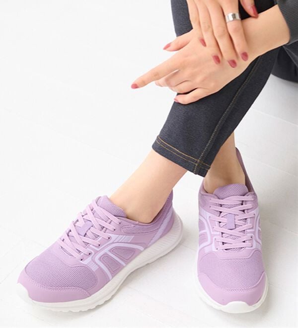 BELLUNA（ベルーナ）の「サッと履ける！防水軽量シューズ（スニーカー）」｜詳細画像