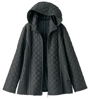 BELLUNA（ベルーナ）の「配色パイピング使い中わたキルトコート（ハーフコート）」｜黒