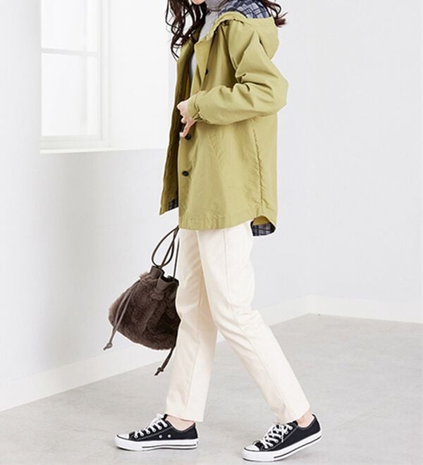 BELLUNA（ベルーナ）の「裏チェックプリントマウンテンパーカー（ハーフコート）」｜詳細画像