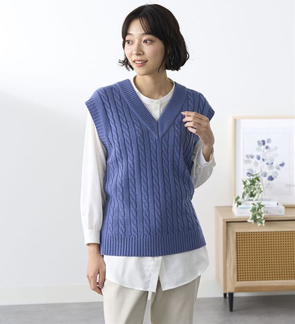 BELLUNA（ベルーナ）の「ニットベストアンサンブル（ベスト）」｜詳細画像