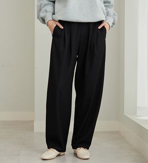 GeeRA（ジーラ）の「【再入荷】オンオフ着られる！カーブパンツ（フルレングスパンツ）」｜ブラック