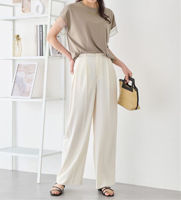 alotta（アロッタ）の「１枚でこなれ感！袖チュールデザイン綿混Ｔシャツ（Tシャツ）」｜詳細画像