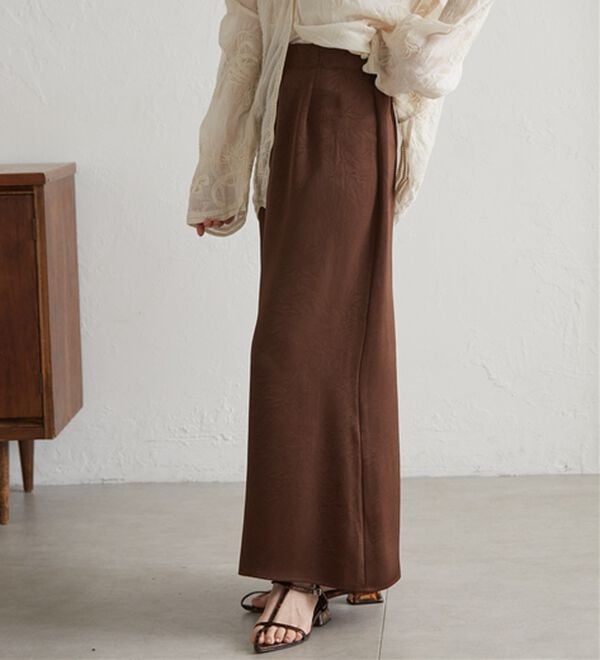 RANAN（ラナン）の「エンボスサテンナロースカート（ロングスカート）」｜詳細画像