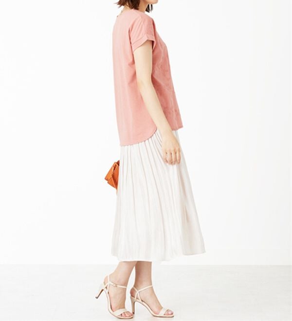 BELLUNA（ベルーナ）の「刺しゅうレース切替プルオーバー（カットソー）」｜詳細画像