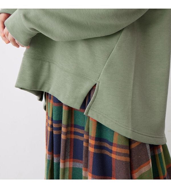 Viola e Viola（ヴィオラ エ ヴィオラ）の「【蓄熱保温】裏ファーVネックゆるシルエットパーカー（パーカー）」｜詳細画像