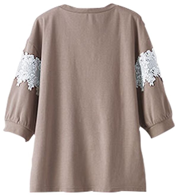 BELLUNA（ベルーナ）の「ケミカルレース使い華やかプルオーバー（カットソー）」｜詳細画像