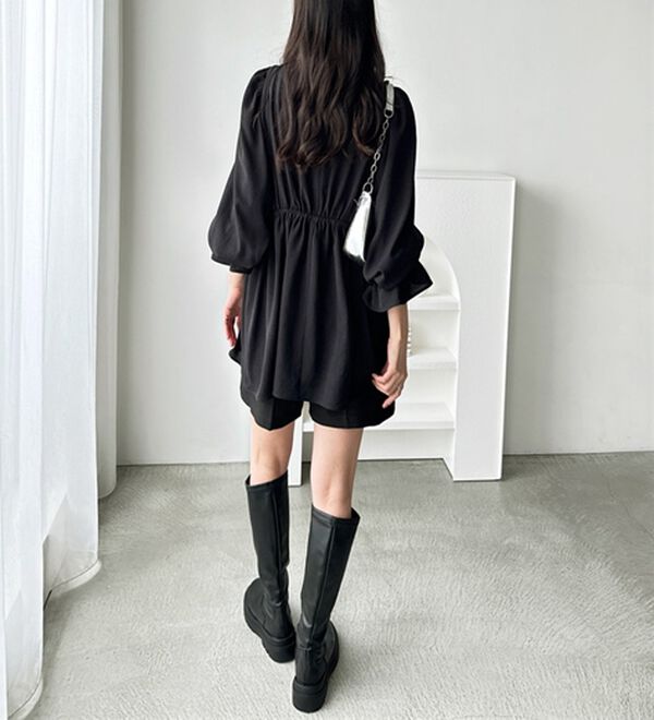 GeeRA（ジーラ）の「シャーリングビスチェデザインチュニックブラウス（ブラウス）」｜詳細画像