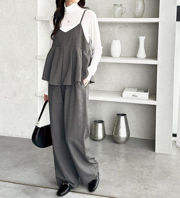 GeeRA（ジーラ）の「セットアップ風プリーツビスチェキャミサロペ（オールインワン）」｜詳細画像