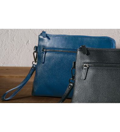 「＜ヒロコ・コシノ　オムベーシック＞大人の本革２ＷＡＹスマートショルダー（メンズショルダーバッグ）」