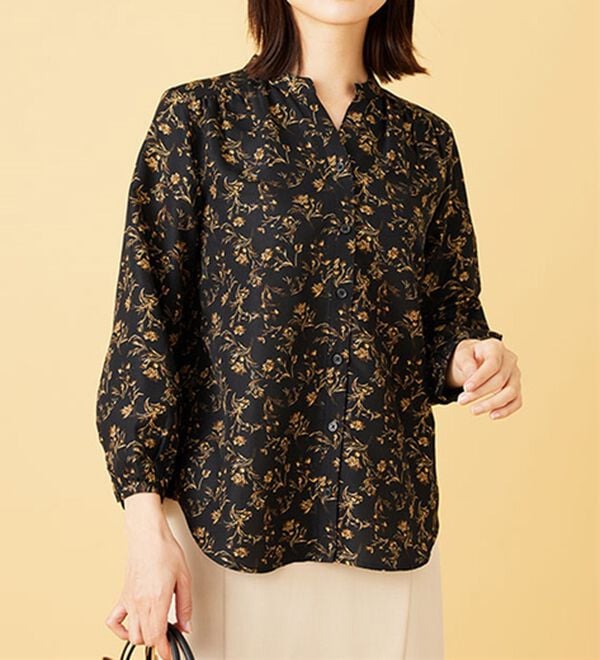 BELLUNA（ベルーナ）の「ふんわり柔らかギャザー使いブラウス（ブラウス）」｜詳細画像