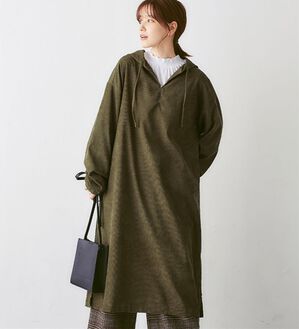 Viola e Viola（ヴィオラ エ ヴィオラ）の「細コーデュロイパーカーワンピース（その他ワンピース）」｜カーキ