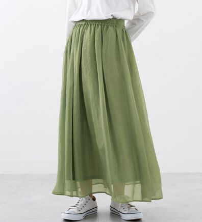 BELLUNA（ベルーナ）の「箔プリント使い華やぎフレアースカート（ロングスカート）」