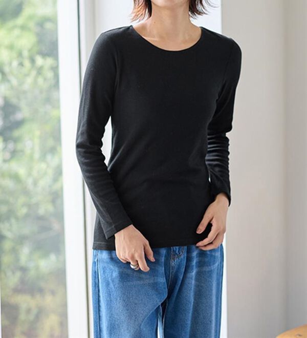 LAVIENNE（ラヴィエンヌ）の「【医師オススメ】綿１００％吸湿発熱あったかインナー　クルーネックインナー長袖（肌着・インナーウェア）」｜詳細画像