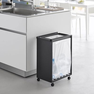 iellio（イエリオ）の「タワー　スリム目隠しダストワゴン４５Ｌ＜ｔｏｗｅｒ山崎実業＞（リビング用品）」
