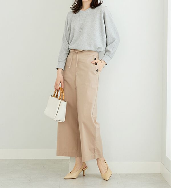 BELLUNA（ベルーナ）の「【2点セット】ネックレス付ラメ調ドルマンプルオーバー（カットソー）」｜詳細画像