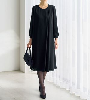 VINNO（ヴィノ）の「＜東京ソワール＞日本製生地フォーマルワンピース（ブラックフォーマル（喪服・礼服））」｜ブラック