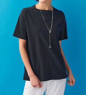 BELLUNA（ベルーナ）の「艶やか綿１００％シンプルプルオーバー（カットソー）」｜黒