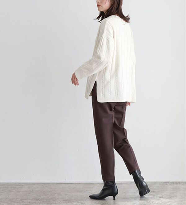 Pierrot（ピエロ）の「ケーブル柄深Ｖネックニット（ニット・セーター）」｜詳細画像