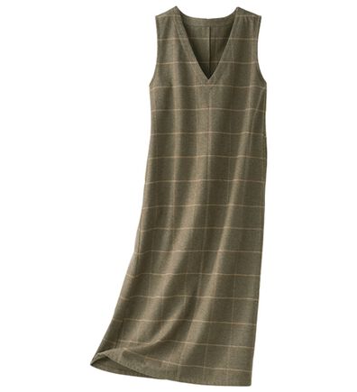 BELLUNA（ベルーナ）の「《ＨｕｇＲｅａｍコットン》Ｖネックジャンパースカート（ジャンパースカート）」