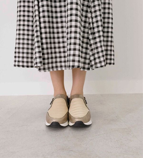 BELLUNA（ベルーナ）の「４Ｅボンディング風エアソールスニーカー（スニーカー）」｜詳細画像