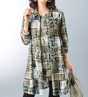 BELLUNA（ベルーナ）の「チュールネット素材プリントアンサンブル（アンサンブル）」｜グリーン系