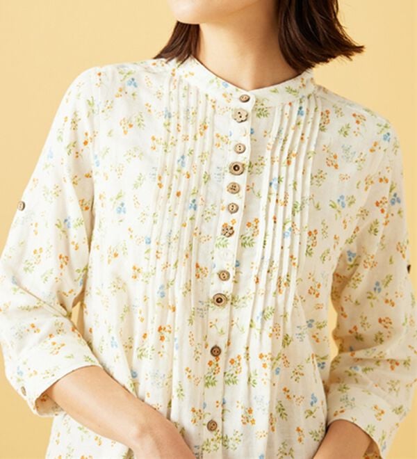 BELLUNA（ベルーナ）の「ダブルガーゼ素材多ボタンオーバーブラウス（ブラウス）」｜詳細画像