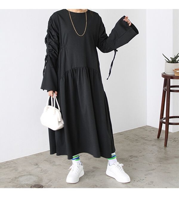 GeeRA（ジーラ）の「シャーリングワンピース（その他ワンピース）」｜詳細画像