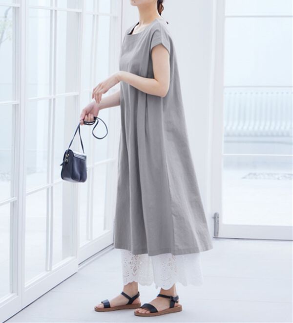 Viola e Viola（ヴィオラ エ ヴィオラ）の「【選べる２丈】綿１００％タック使いワンピース＜Ｓ～４Ｌ＞（チュニックワンピース）」｜ライトグレー