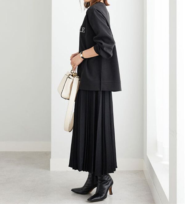 BELLUNA（ベルーナ）の「ロゴプリントダンボールプルオーバー（カットソー）」｜詳細画像