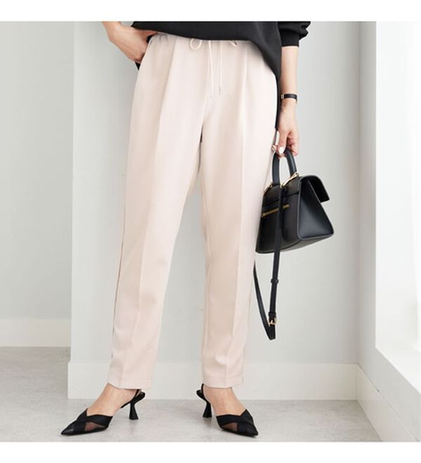 BELLUNA（ベルーナ）の「サイドラインテーパードパンツ（フルレングスパンツ）」｜詳細画像